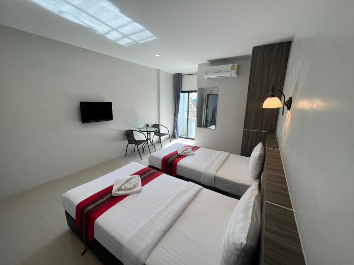 The Hub Suratthanl Surat Thani Esterno foto
